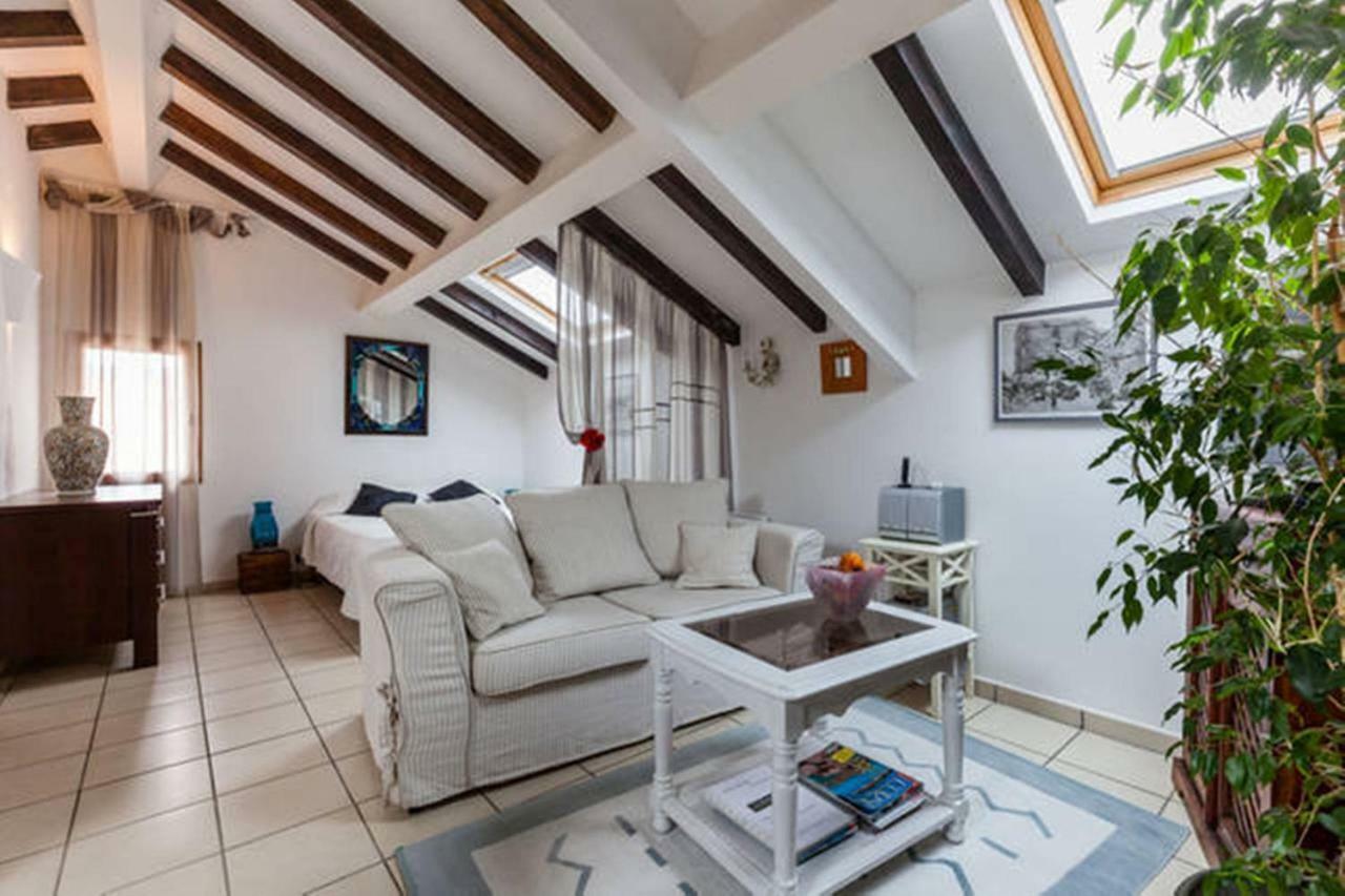 Studio Le Petit Nid D'Amour Meuble Tourisme 3 Etoiles Poggio Santa-Lucia-di-Tallano 外观 照片